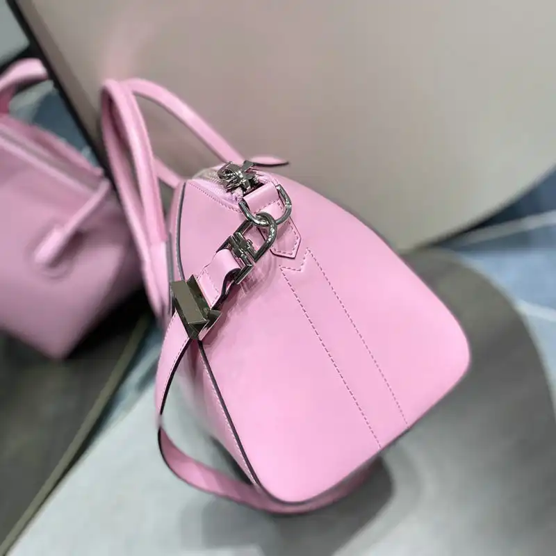 Fashionrepsfam ru Givenchy Bag 2203RF0005 0125