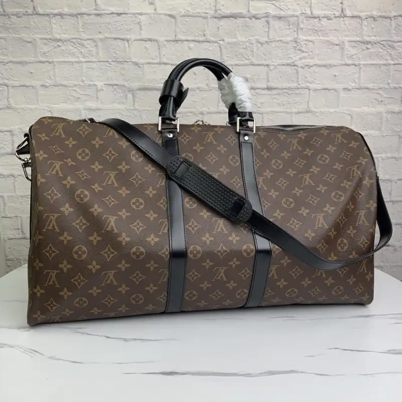 Fashionrepsfam ru LV Bags 1911B570009 0124