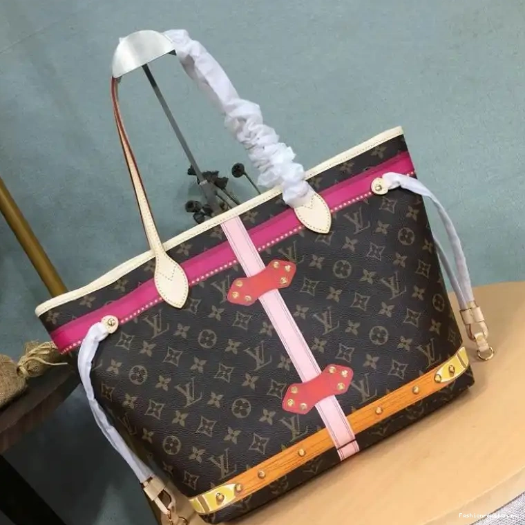 Fashionrepsfam ru 19T1L0392 LV Bags 0212