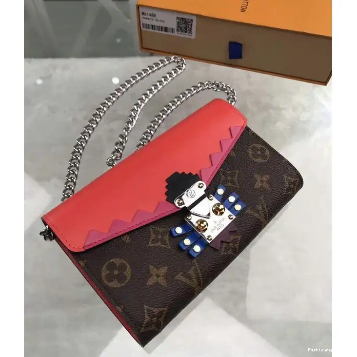 Fashionrepsfam ru LV Bags 19T1L0517 0212