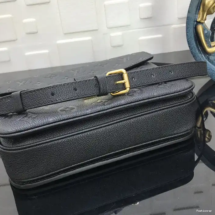 Fashionrep 2205HT0019 LV Bag 0213