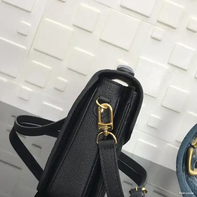 Fashionrep 2205HT0019 LV Bag 0213