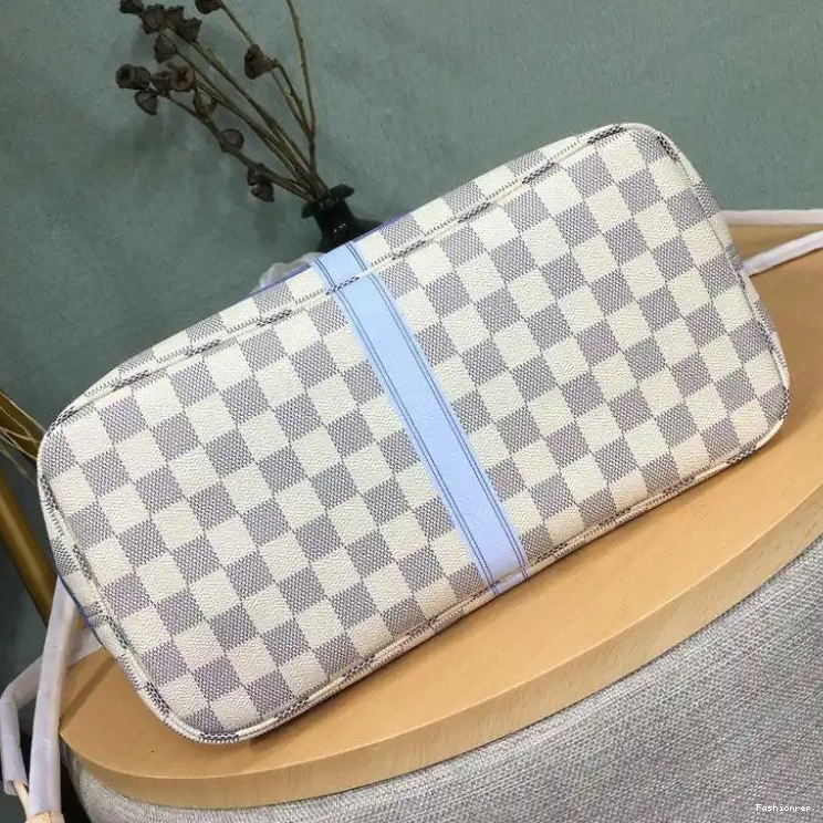 Fashionrep Bags LV 19T1L0389 0214