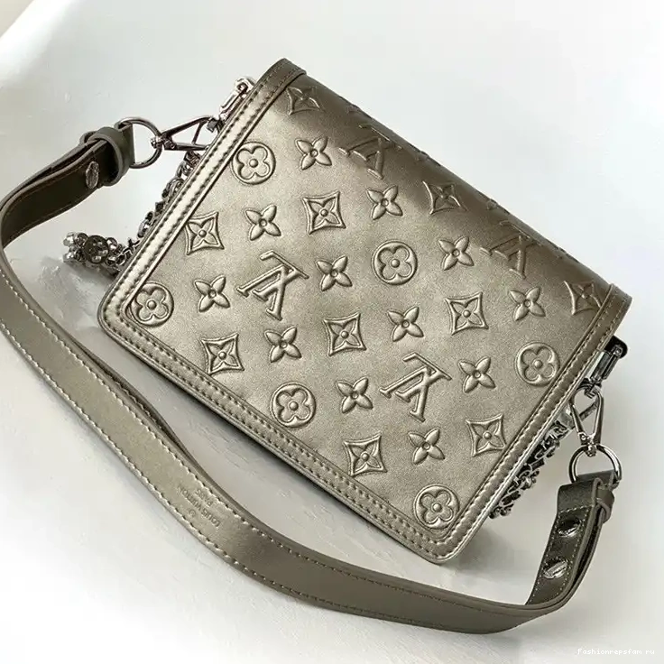 Fashionrepsfam ru Bag 2308DJ0024 LV 0211